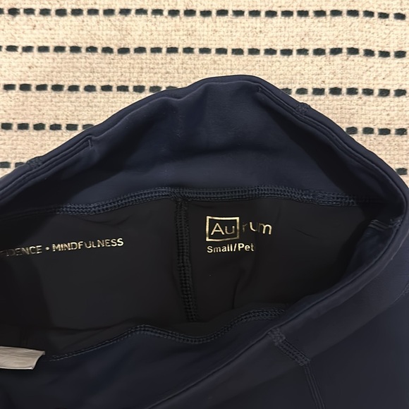 Aurum Navy Blue Leggings - Picture 3 of 5